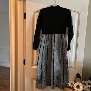 SHEIN XL black/white dress.